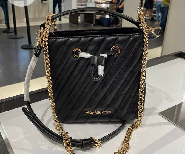 Michael Kors Suri Small Bucket Crossbody Bag – Black Quilted Leather (Gold Chain)