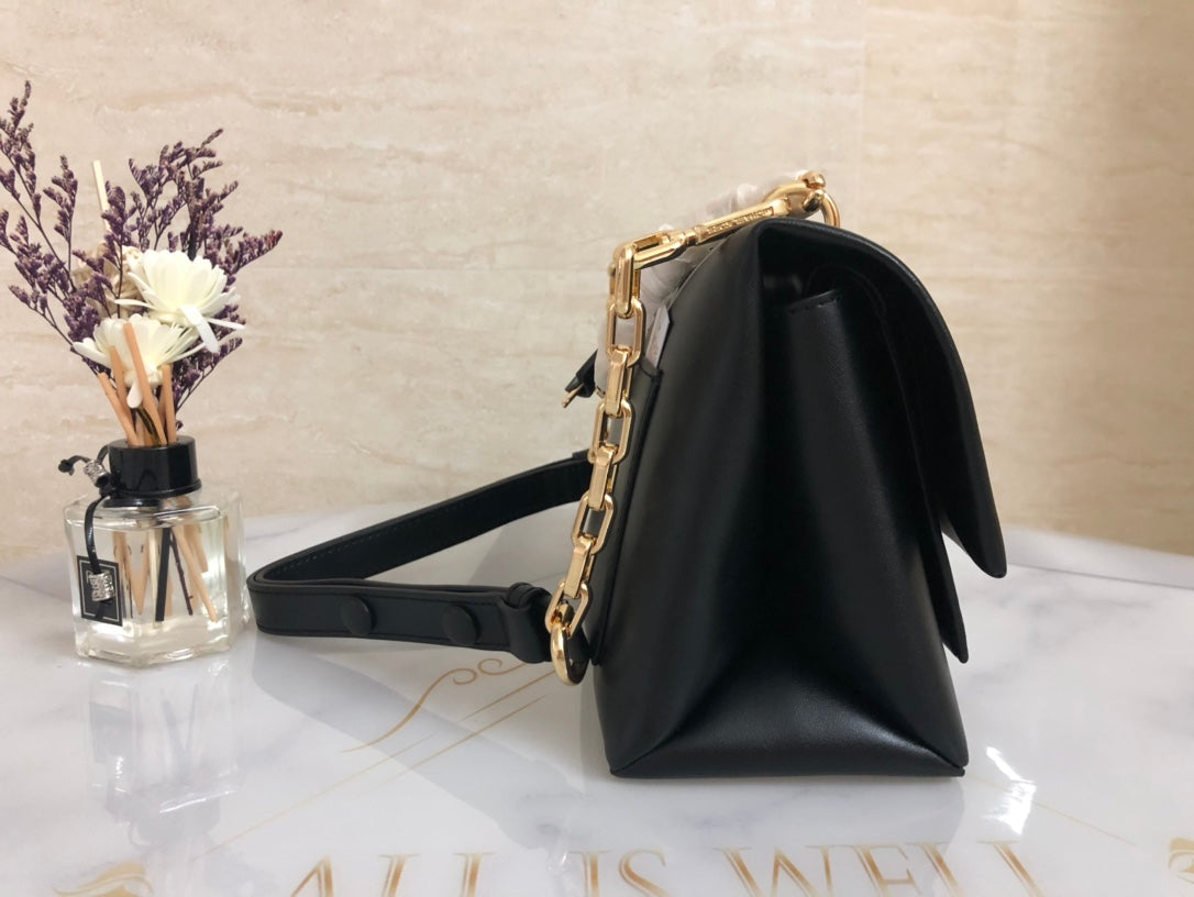 Michael Kors Cece Medium Leather Chain Shoulder Bag (Black)