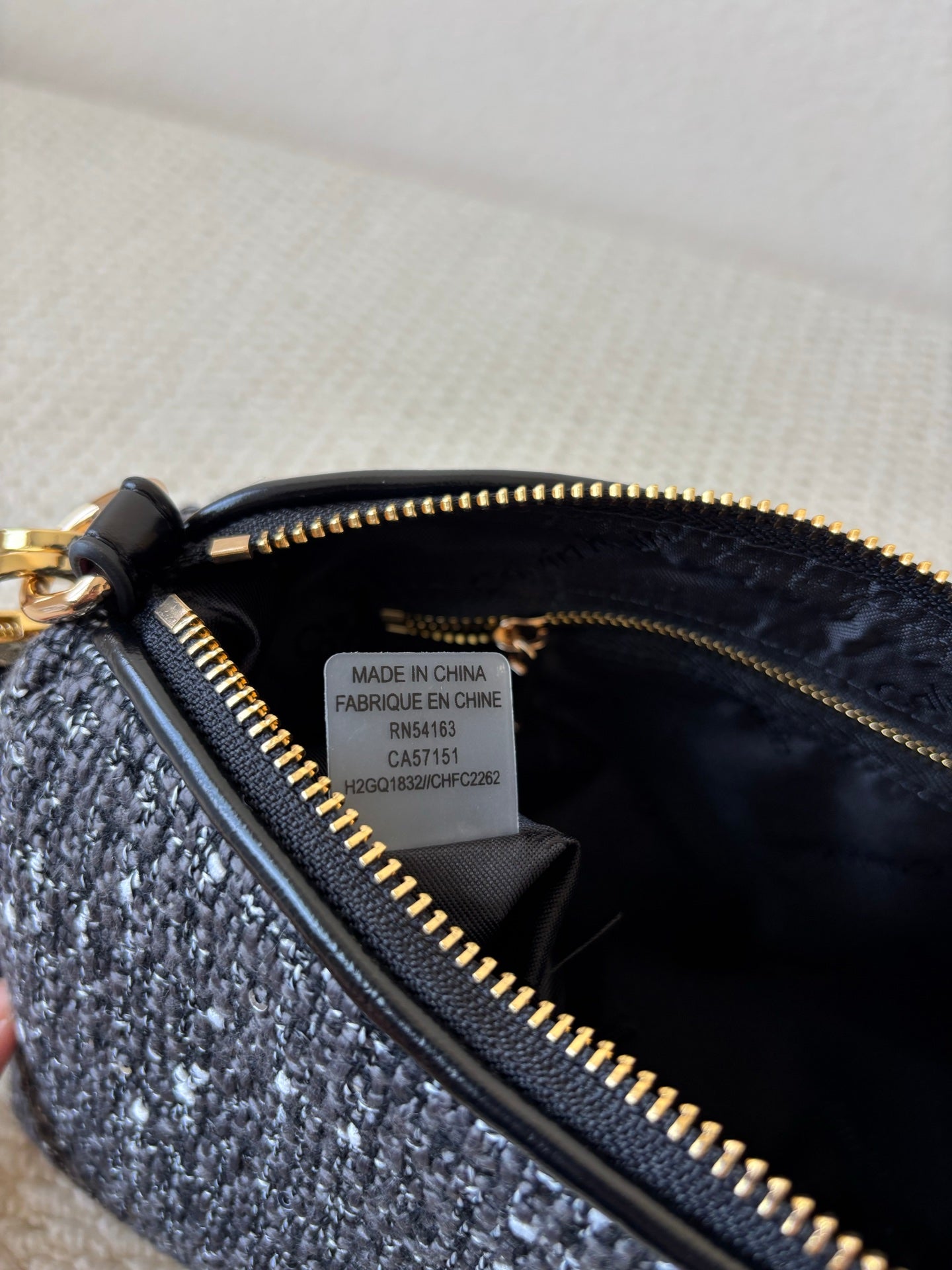 CK Tweed Underarm Bag – Elegant & Versatile