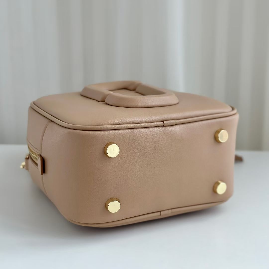 Marc Jacobs The Covered J Marc Cube Bag – Beige / Camel Leather