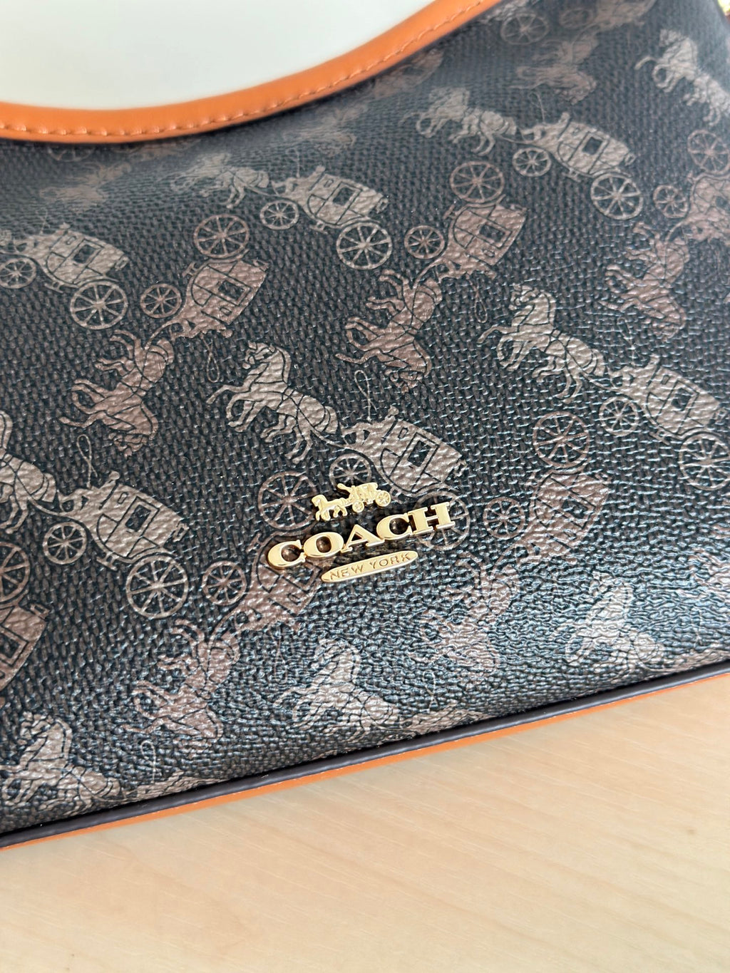 Coach Laurel Mini Shoulder Bag CC037 – Elegant & Everyday Luxury