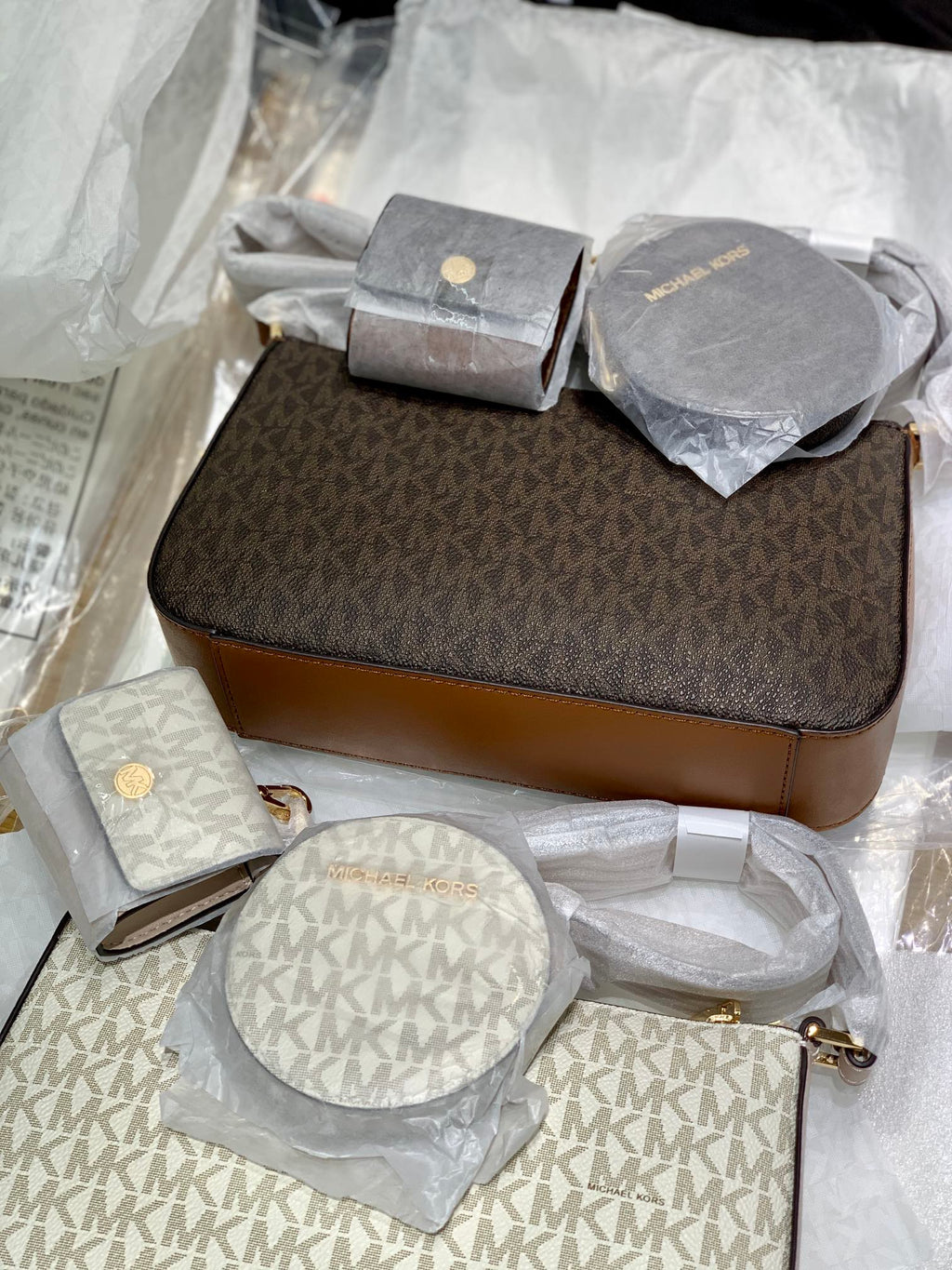 Michael Kors Jet Set 3-in-1 Crossbody Bag Set