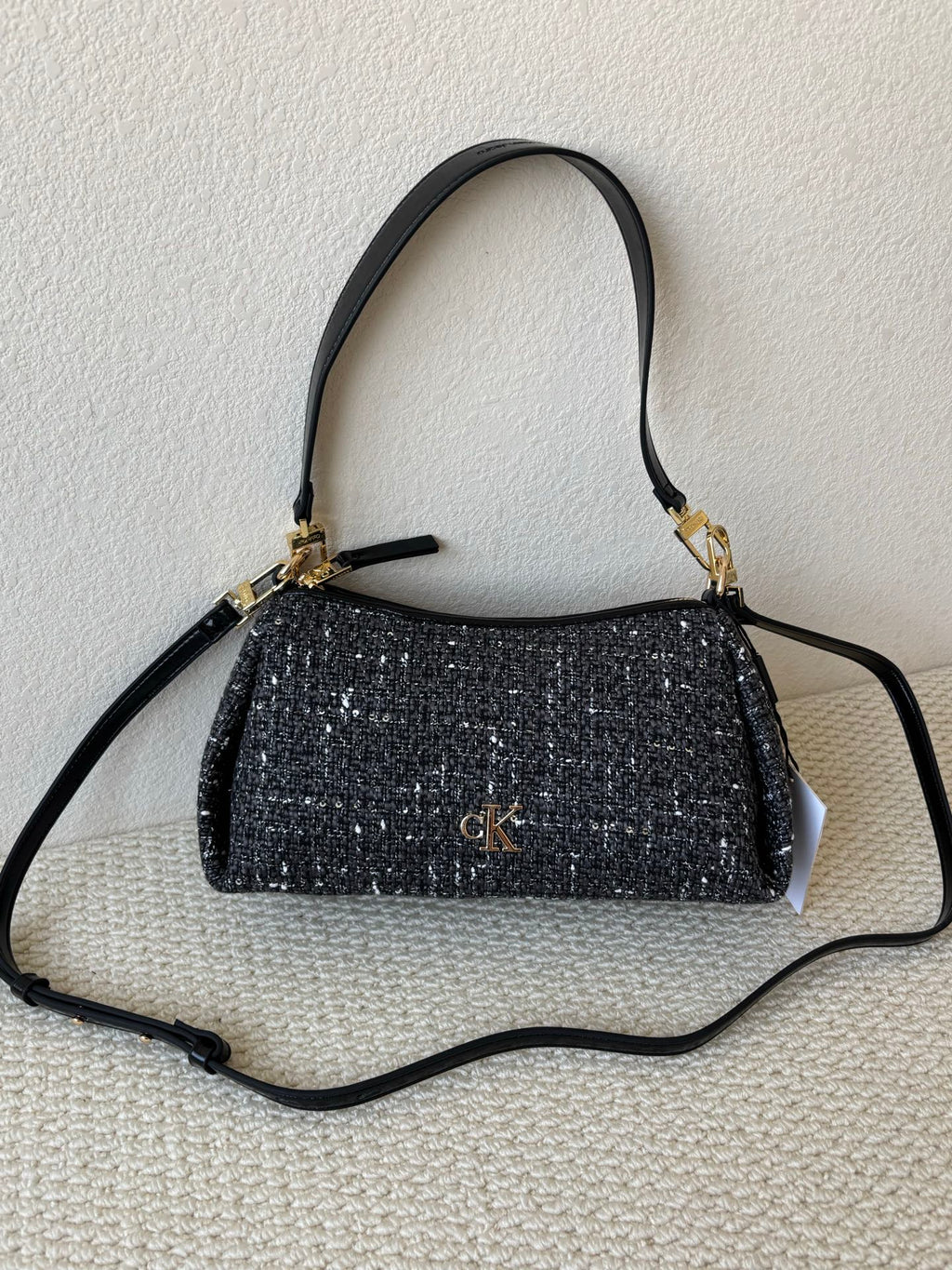 CK Tweed Underarm Bag – Elegant & Versatile