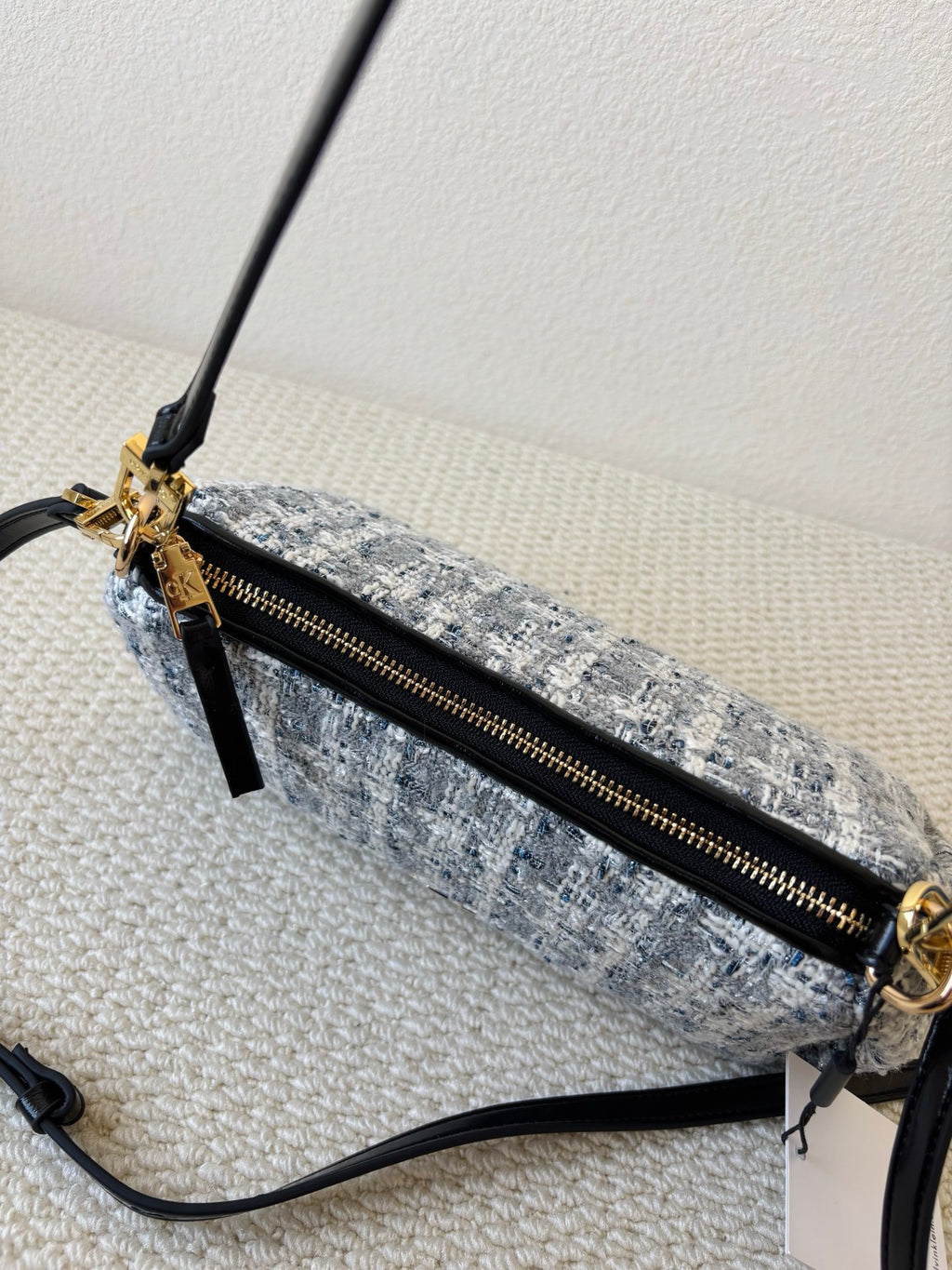 CK Tweed Underarm Bag – Elegant & Versatile