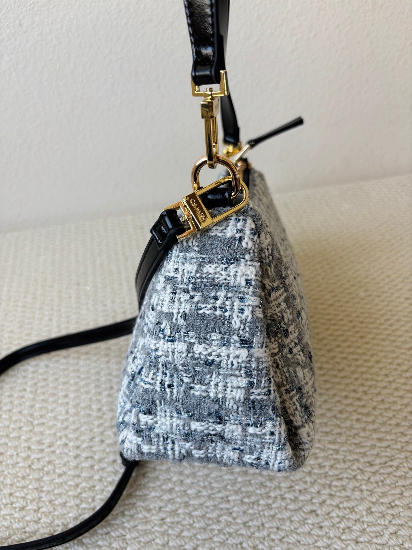 CK Tweed Underarm Bag – Elegant & Versatile