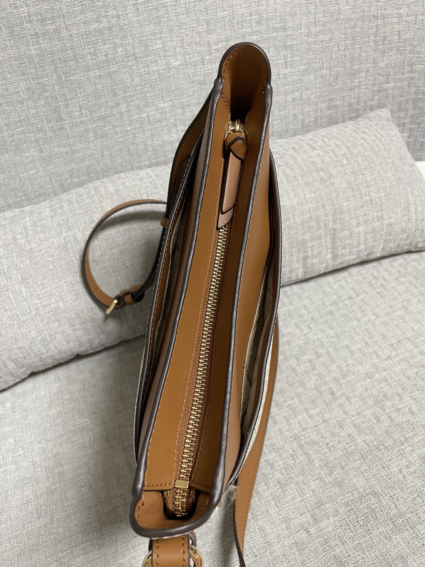 Michael Kors Jet Set Large Vertical Crossbody Bag – Brown/White Signature