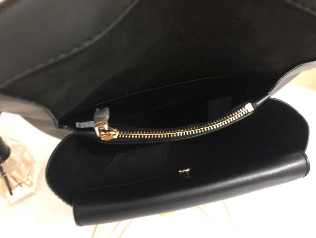 Michael Kors Cece Medium Leather Chain Shoulder Bag (Black)