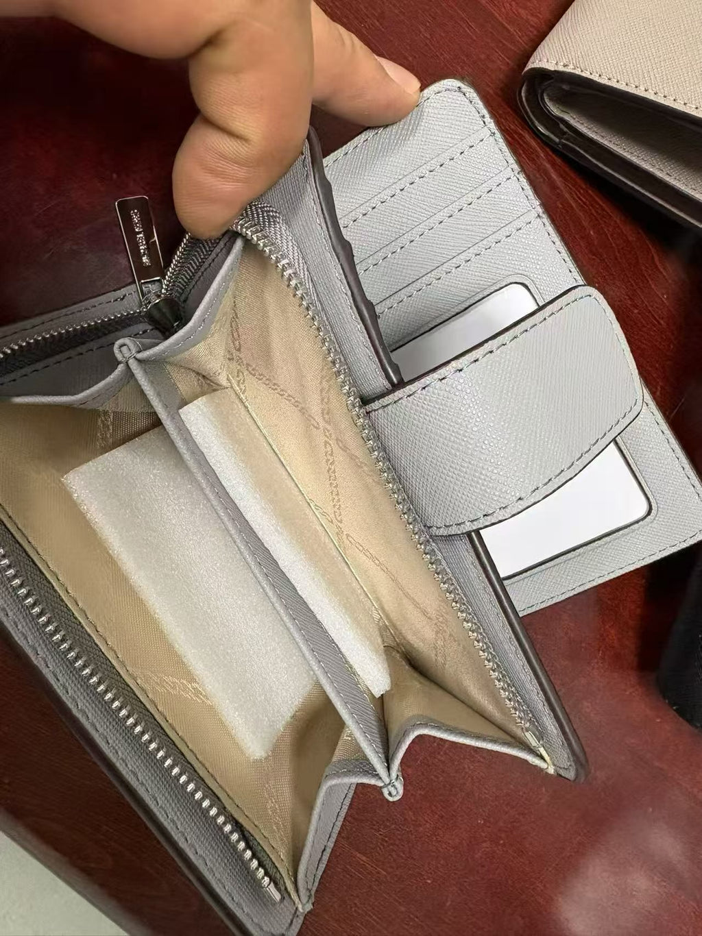 Michael Kors Jet Set Medium Zip Around Wallet
