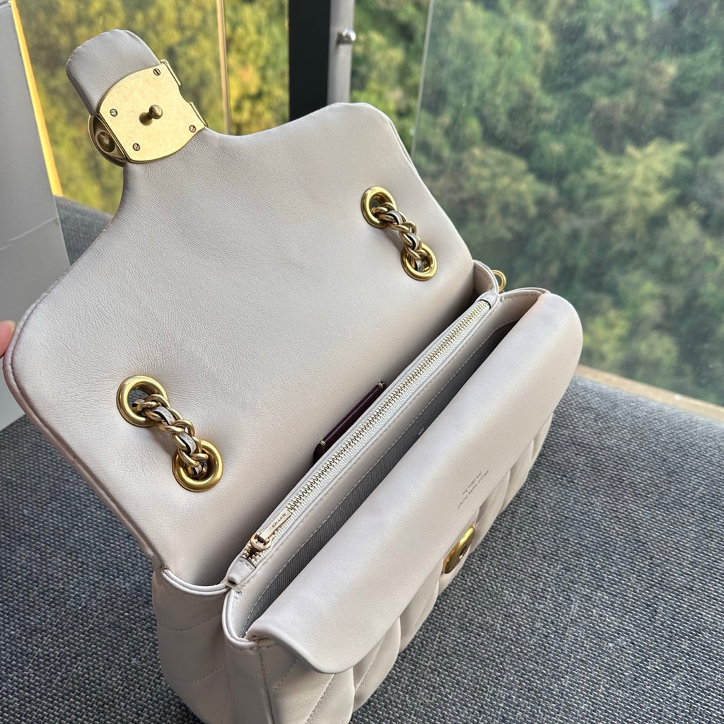 White Quilted Leather Chain Shoulder Bag