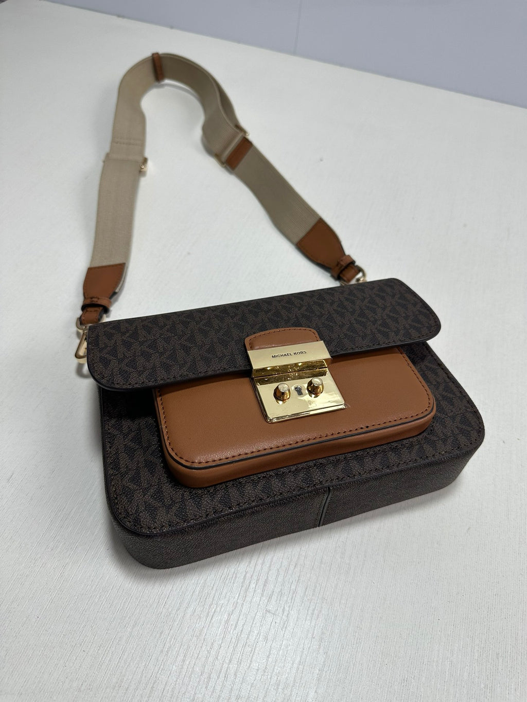 Michael Kors Sloan Editor Medium Logo Messenger Bag – Brown/Acorn